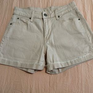 Levi high rise shorts
